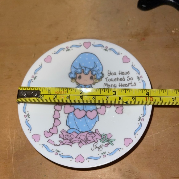 VTG: 1995 PRECIOUS MOMENTS Porcelain Collectors Plate - Picture 8 of 8